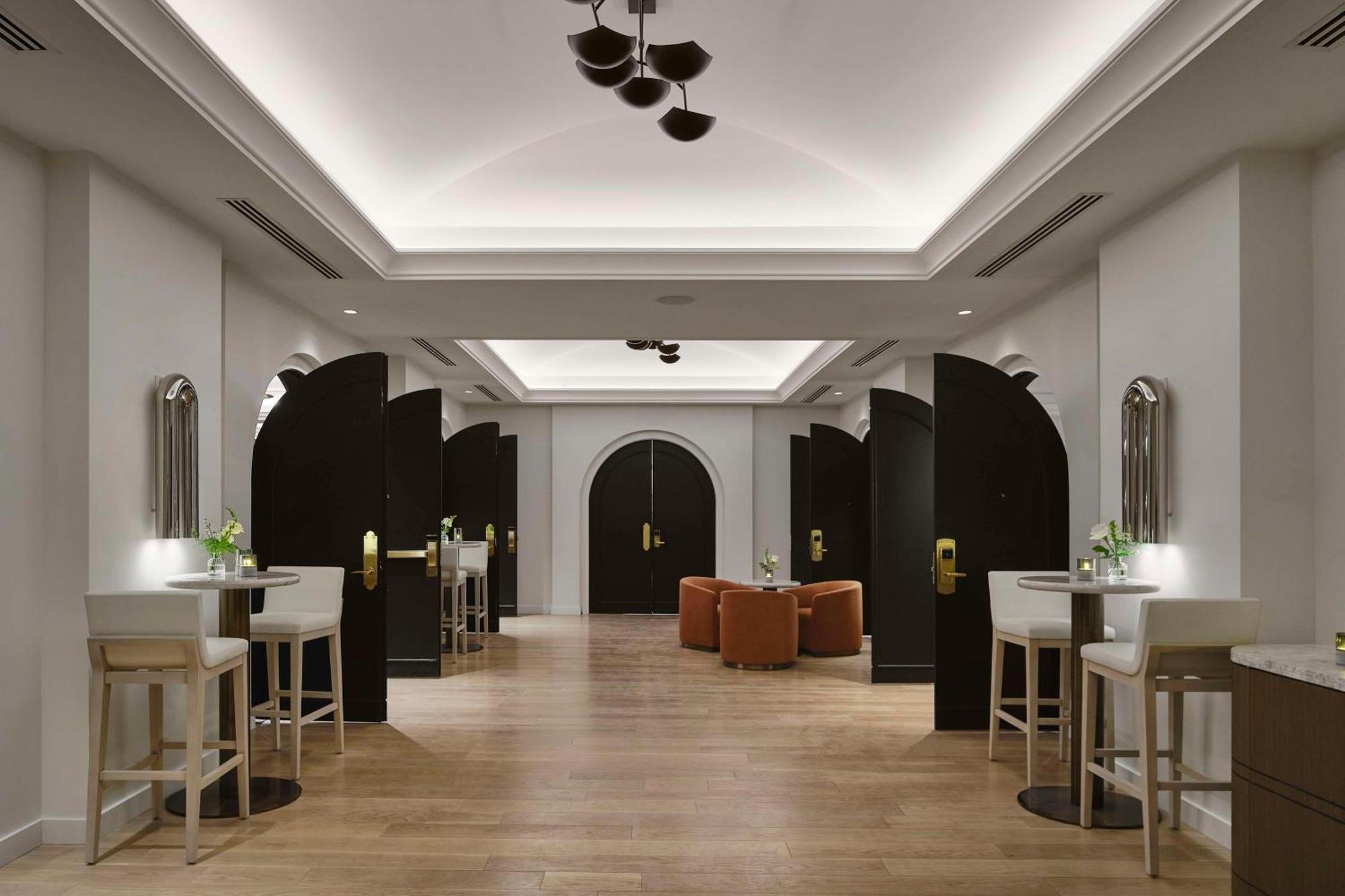 โวก โฮเทล มอนทรีออล ดาวน์ทาวน์ Hotel มอนทรีอัล ภายนอก รูปภาพ