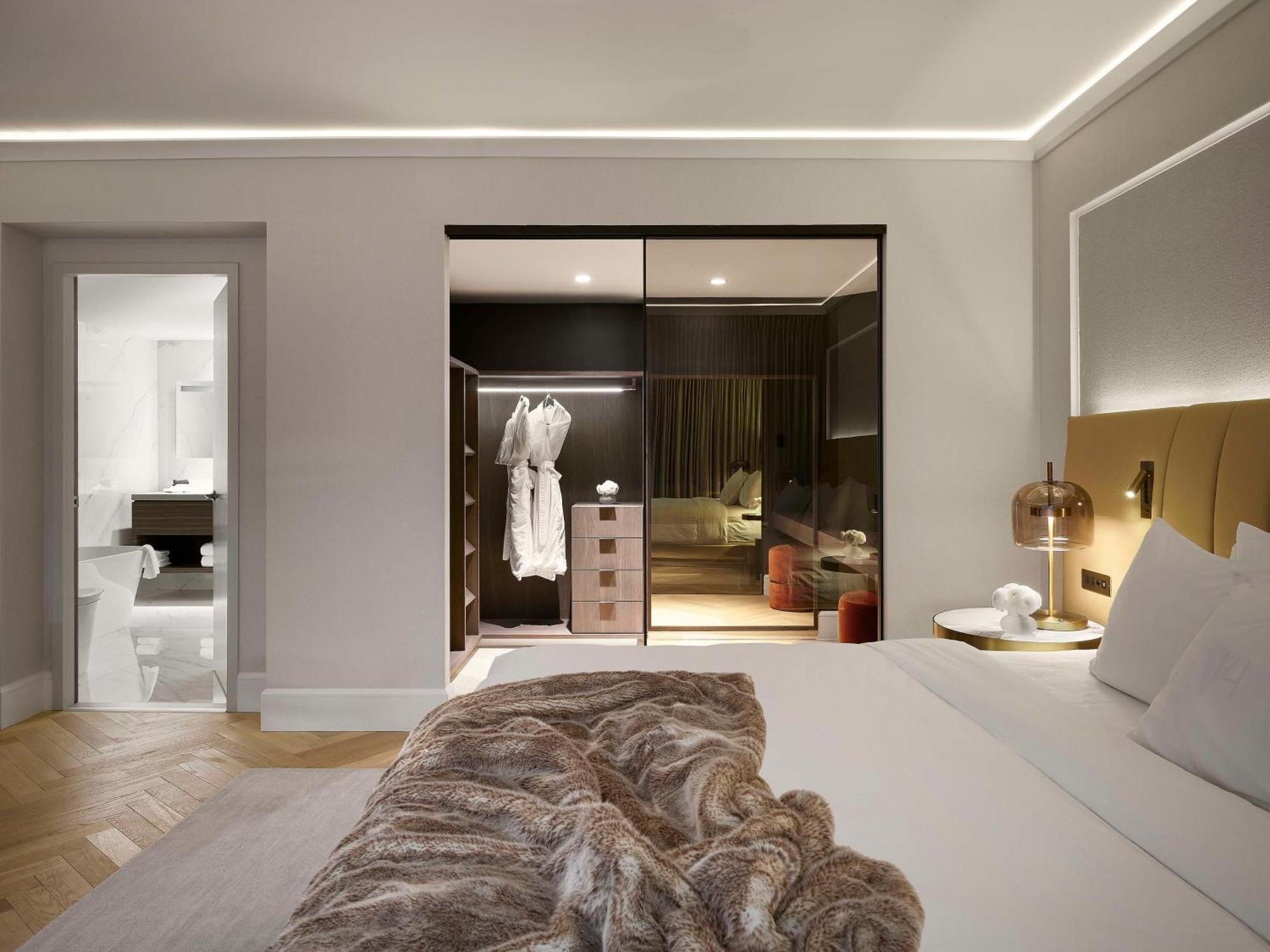 โวก โฮเทล มอนทรีออล ดาวน์ทาวน์ Hotel มอนทรีอัล ภายนอก รูปภาพ